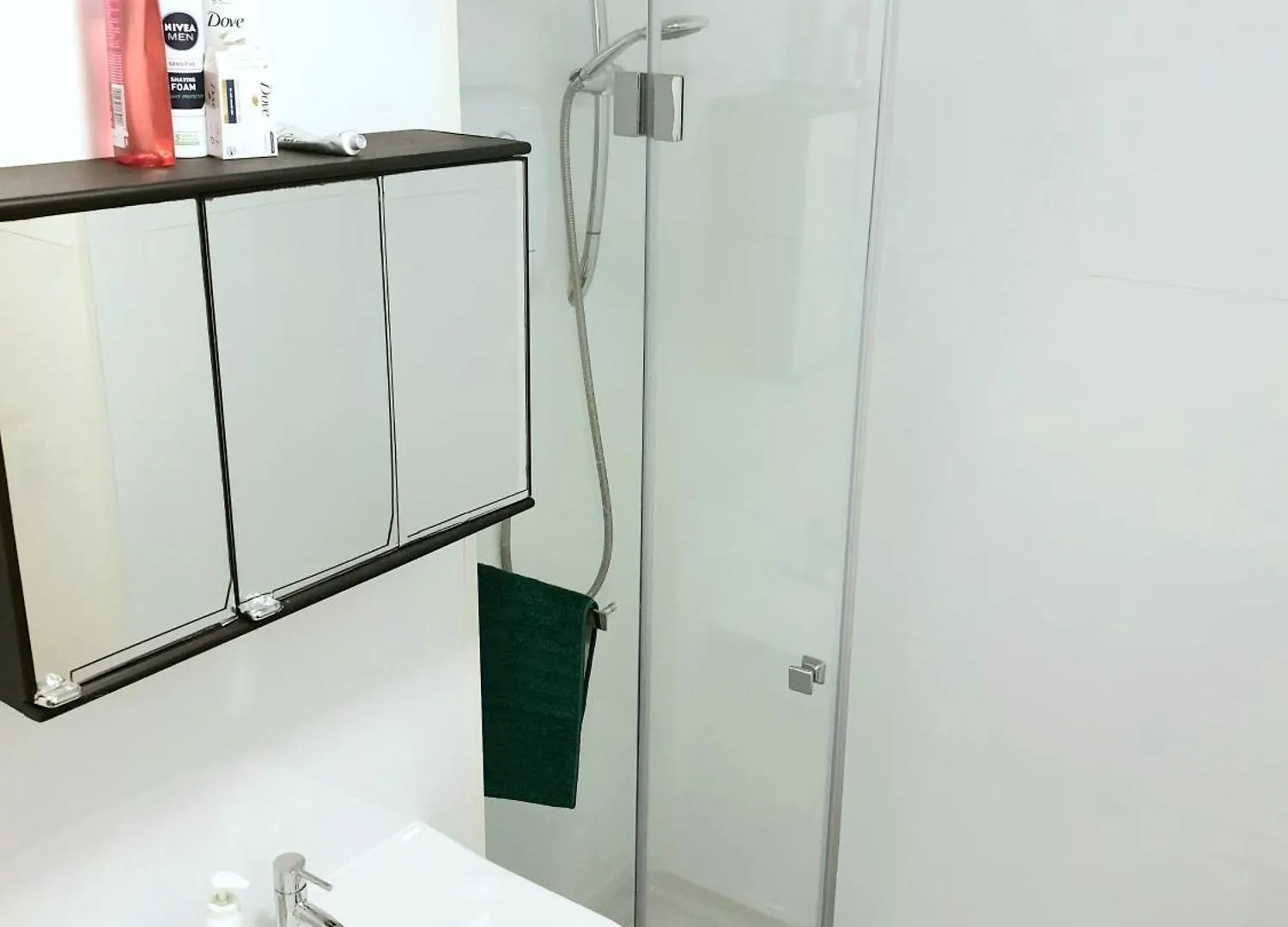 Bed & Breakfast Double Room In Private Apartment London
