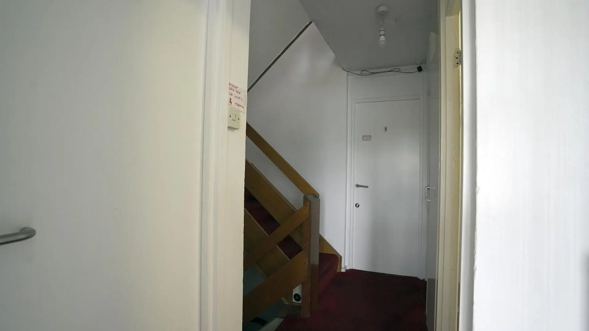 Double Room In Private Apartment London